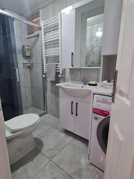 Karpuzkaldlran Karslsl Muestakil Girisli Bahceli Apartment Antalya